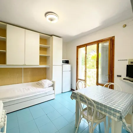 Casa Splash A By Zoom In Earth